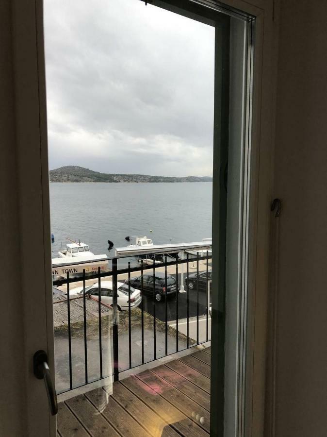 Seaside Apartment Šibenik Exterior foto