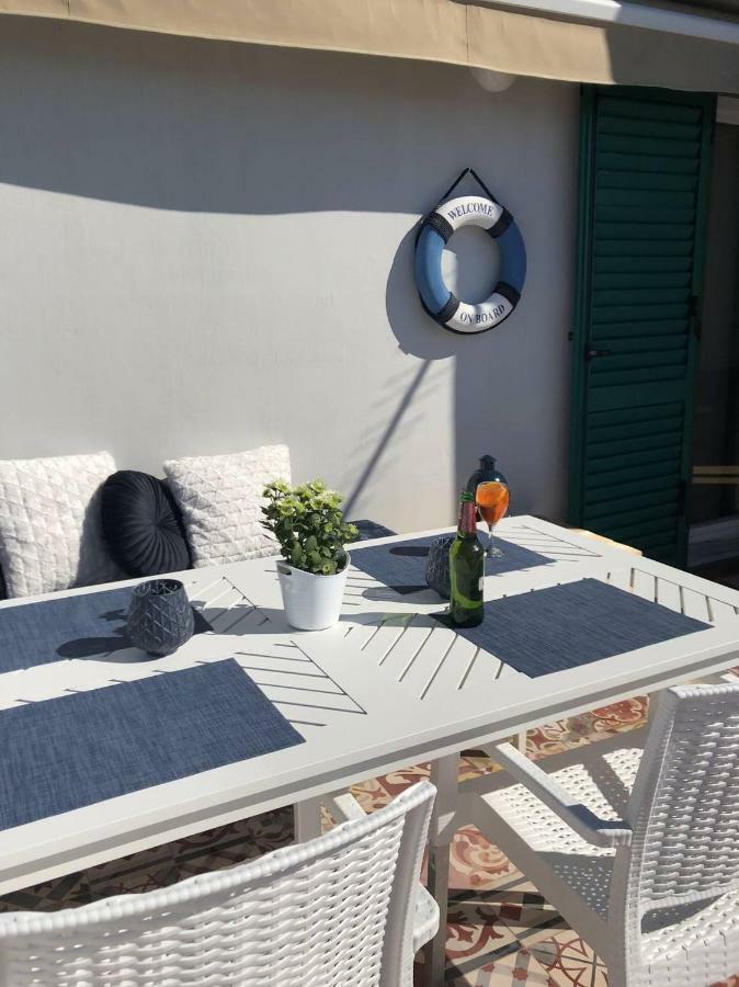 Seaside Apartment Šibenik Exterior foto